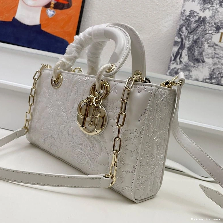 Cheap Motif Lady Bag D-Joy Lambskin Quilted-Effect Medium Ornamental White 0715 Luxury